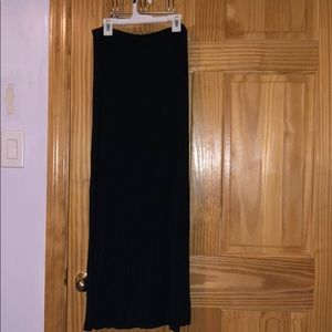Long black skirt